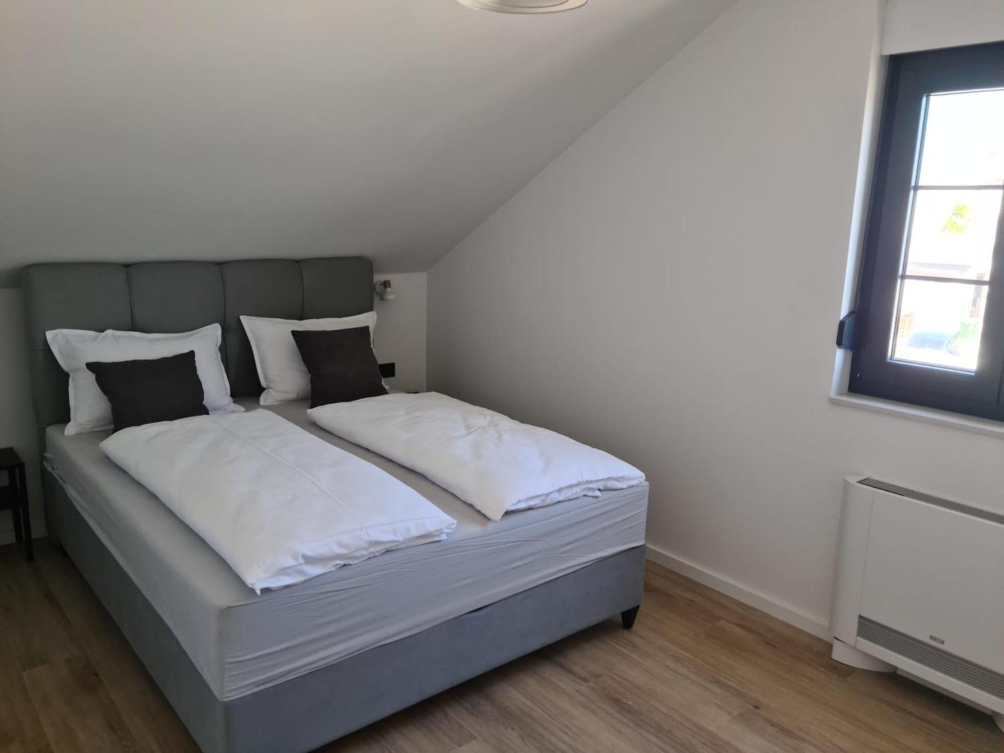 Appartments Akrapovic Vrsi Habitación foto